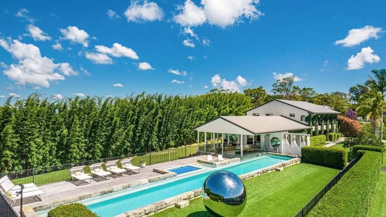 House Bangalow