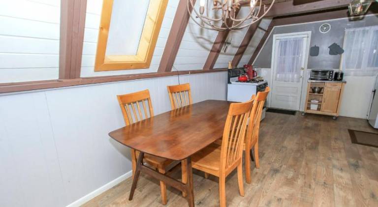 The Getaway - Amazing and cozy escape! With beautiful views of the Bear Mountain slopes! — photo 2