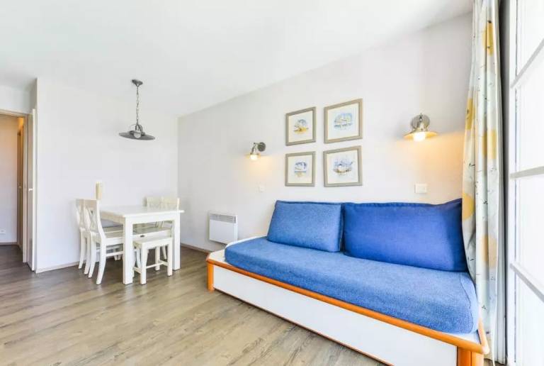 Holiday apartment with pool, garden & terrace | Close to the beach | Dogs allowed — photo 3