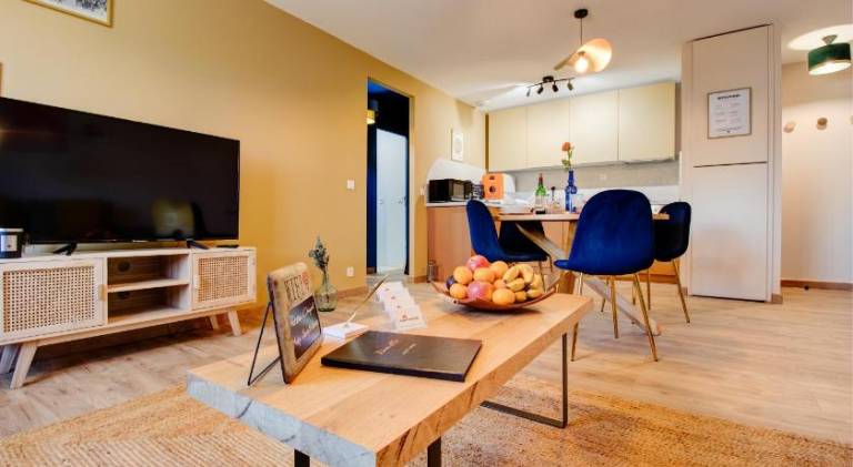 Rental apartment with 2 rooms for 6 persons — photo 2