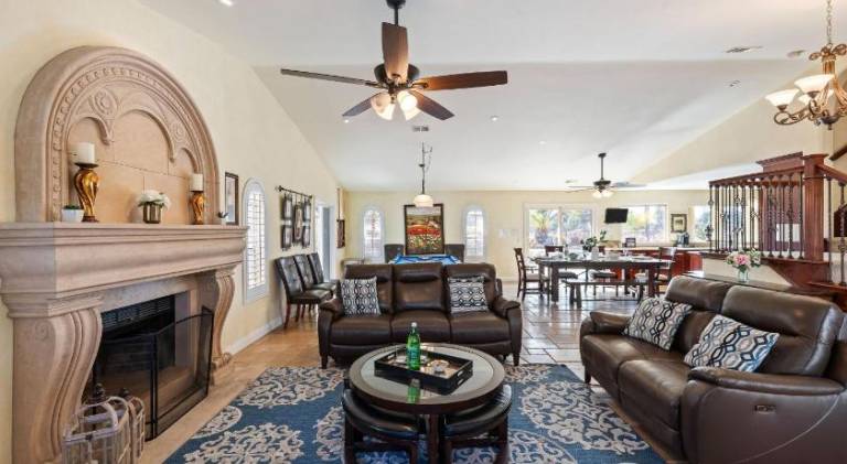 Ample house with jacuzzi & pool | Good for workation | Pet-friendly — photo 4