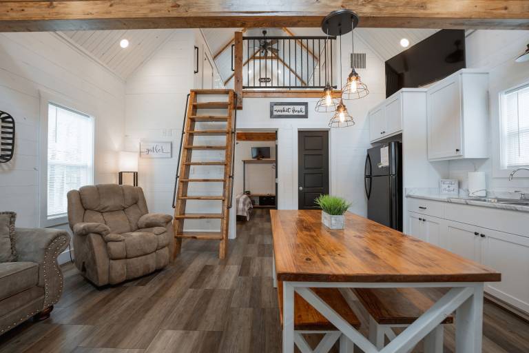 Cabin  Edgemont