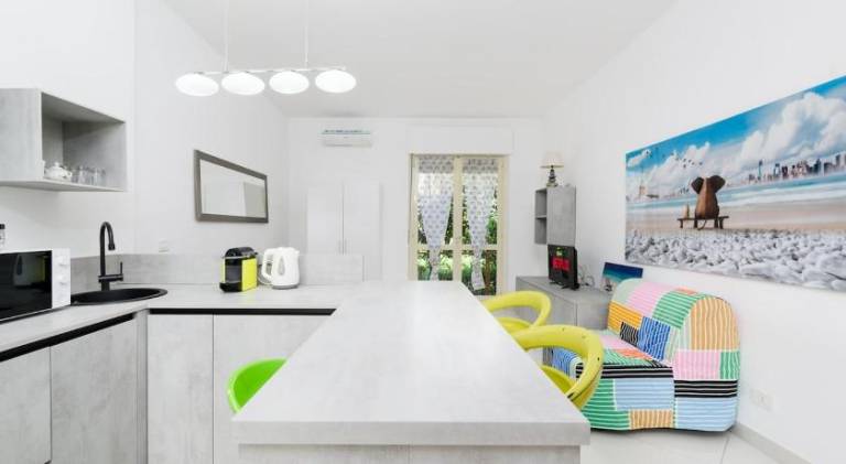 Beautiful apartment | Next to the beach | Pets are welcome in Diano Marina