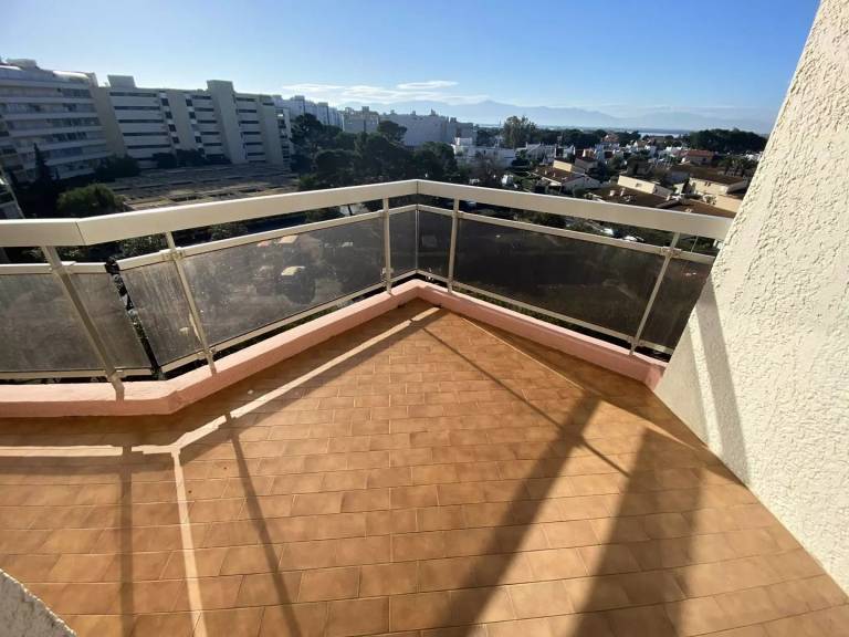 Balcons De La Plage Residence - T2 south facing sea with terrace – Canet Beach, 4 pers 4BALP41 — photo 2