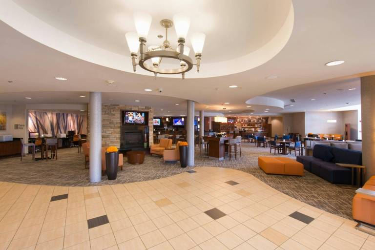 Courtyard by Marriott Canton — photo 2