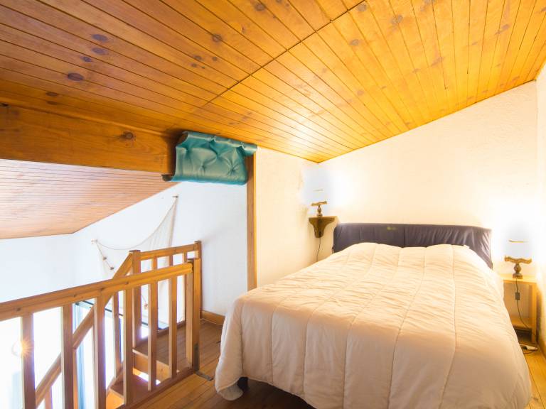 Holiday apartment with patio | Close to the beach | Pet-friendly — photo 3