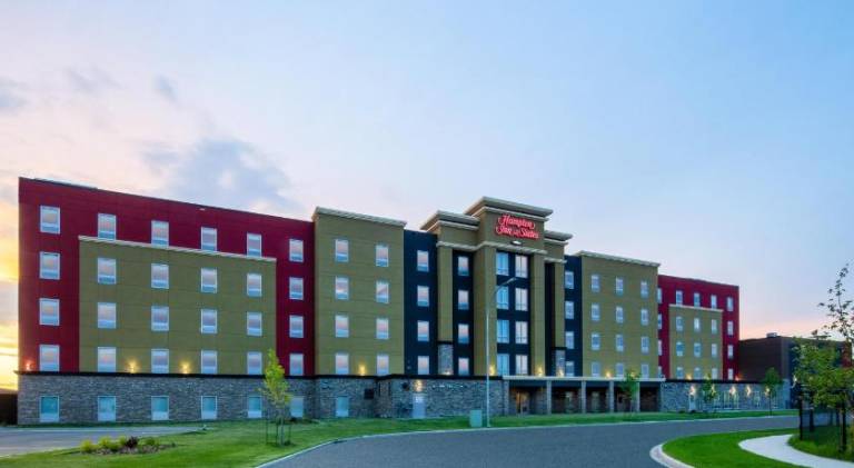 Hampton Inn & Suites by Hilton Edmonton St. Albert in Edmonton, AB