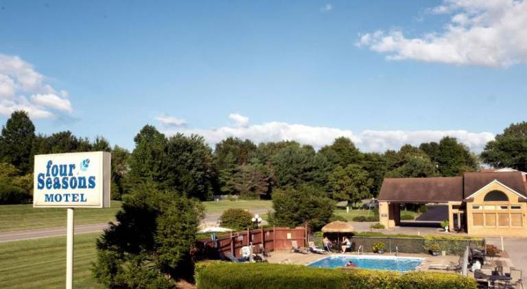 Four Seasons Lodging in Indiana