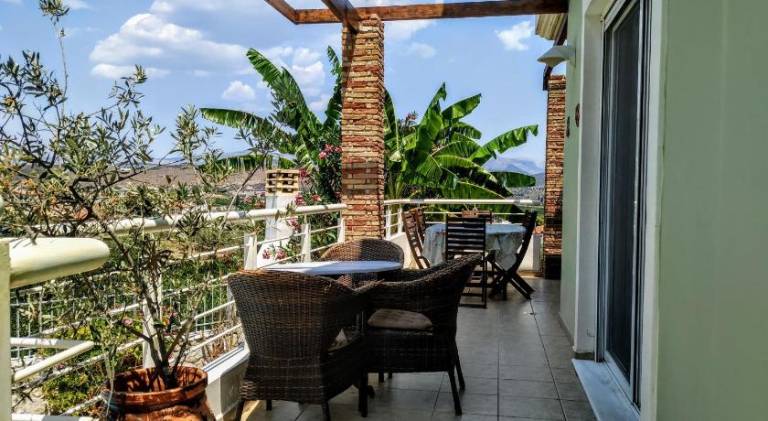 House with terrace, barbecue & private pool — photo 3