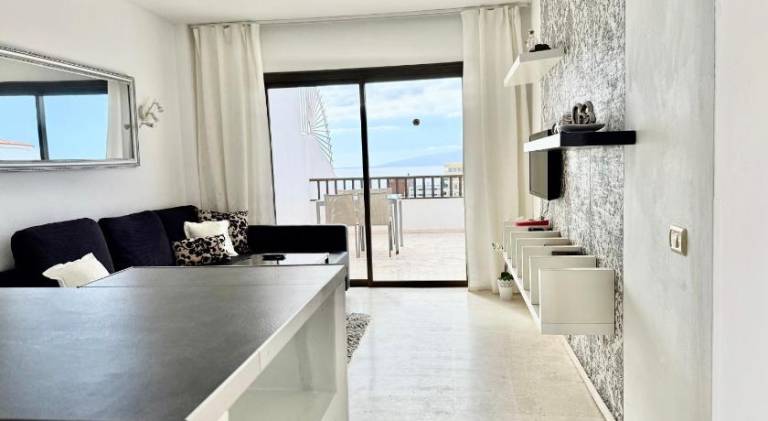 Beautiful holiday apartment with heated pool, patio & yard | Next to the beach | Pets allowed — photo 3