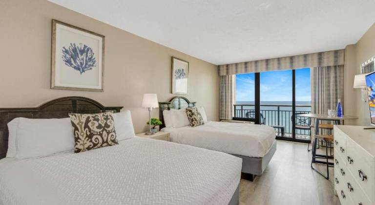 Rental apartment with jacuzzi & pool in Myrtle Beach, SC