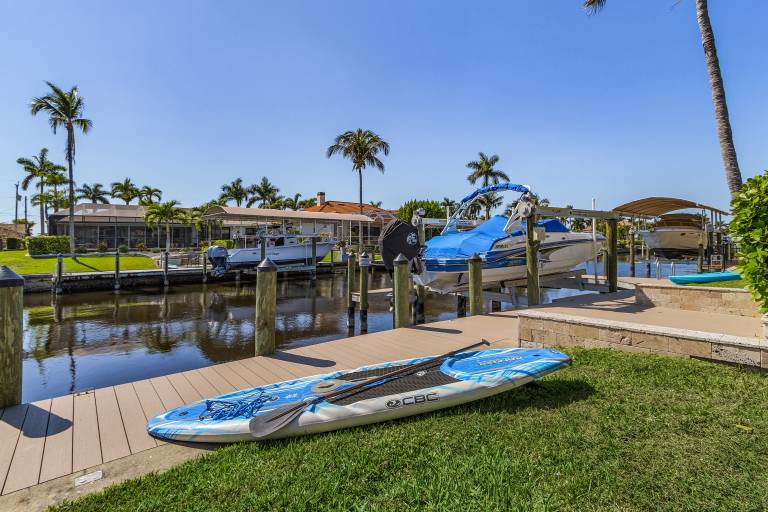Gulf Access, Kayak, Paddle Board, Heated Saltwater Pool and Dolphins! - Villa Delfin- Roelens — photo 3