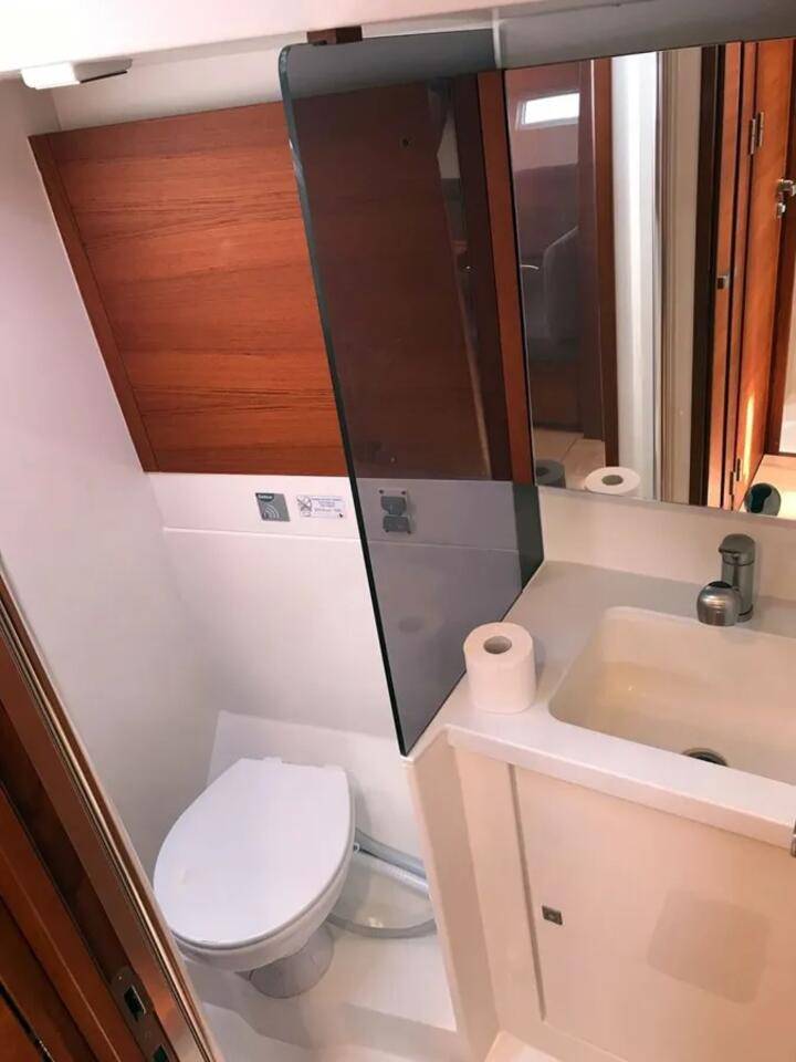 17 M² Houseboat ∙ 5 Bedrooms ∙ 10 Guests - Istria
