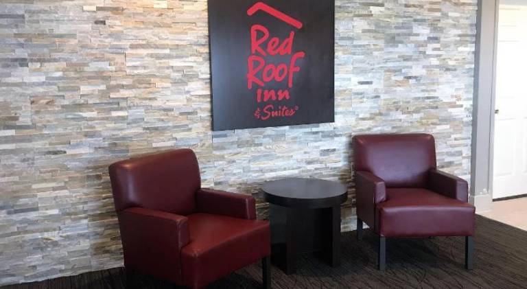 Red Roof Inn & Suites San Angelo — photo 2