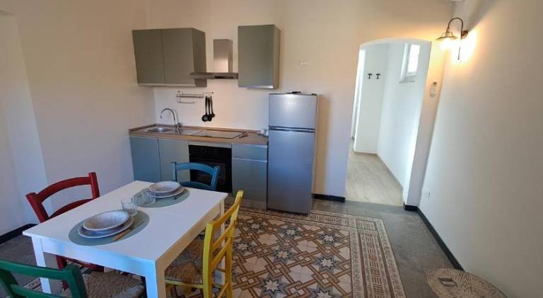 Apartment with garden — photo 4