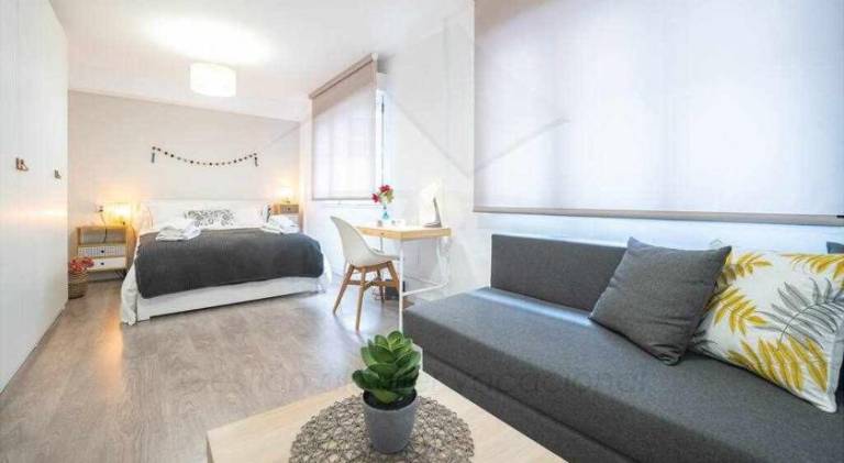 Rental apartment with 2 rooms for 5 persons — photo 2