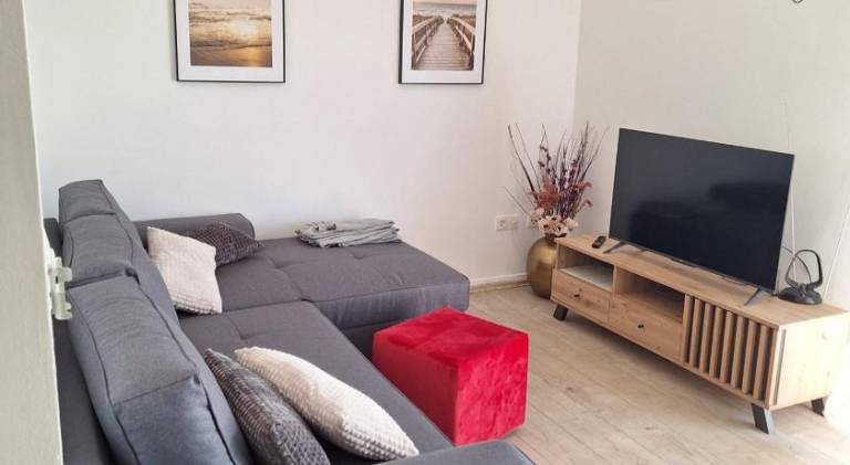 Apartment with 1 room for 5 persons — photo 2