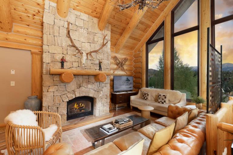 House with yard, hot tub & fast internet | Mountain view | Good for workation — photo 3