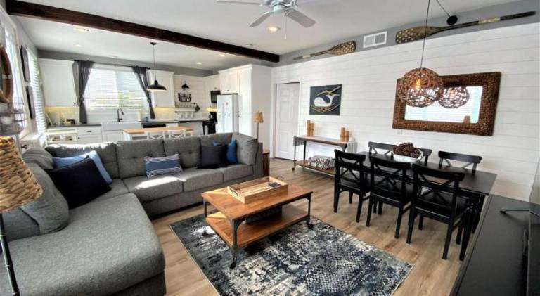 House | Next to the beach | Pets are welcome in Newport