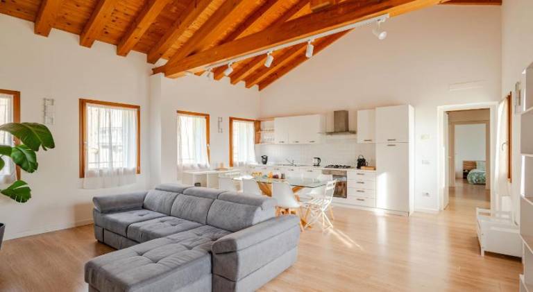 Holiday apartment with 3 rooms for 8 persons in Valdobbiadene
