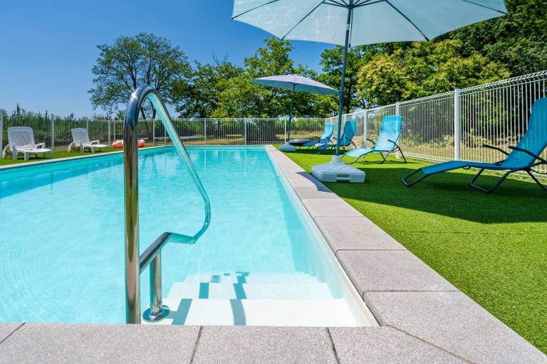 House with garden, barbeque & pool | Garden view — photo 2