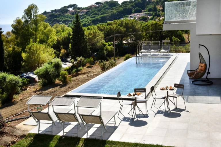 Villa 'Moddissi Charme' with Sea View, Wi-Fi and Air Conditioning in Capoliveri
