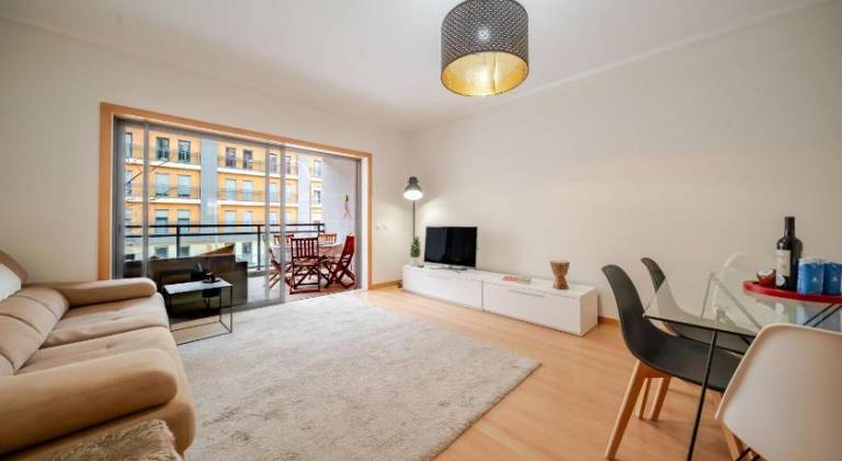 Rental apartment with pool & terrace — photo 2