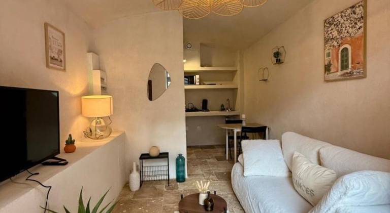 Apartment with 1 room for 2 persons in Albertville