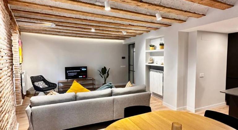 Rental apartment with terrace | Perfect for remote work — photo 3