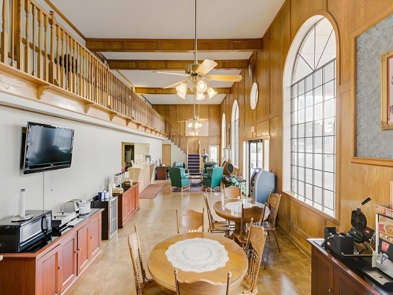 Lake View Inn — photo 4