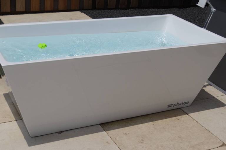House with jacuzzi, private pool & barbeque — photo 5
