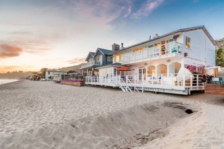 Talo  Eastern Malibu