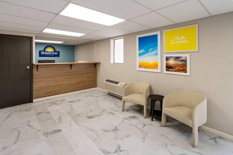 Days Inn by Wyndham Farmington NM — photo 4