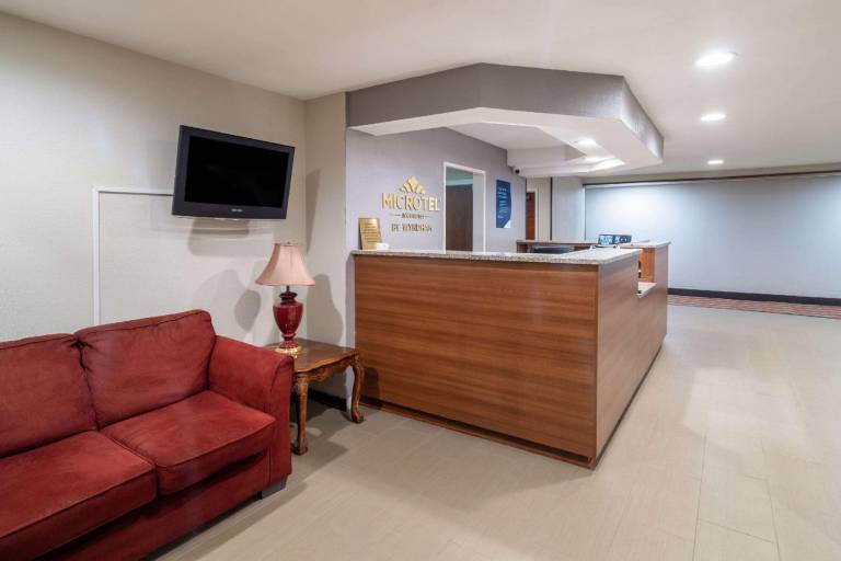 Microtel Inn & Suites by Wyndham Pooler/Savannah in Pooler, GA