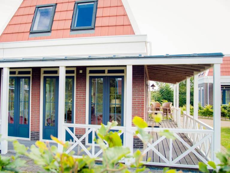 Familienorientiertes schönes Ferienhaus mit Terrasse und Garten | Haustierfreundlich