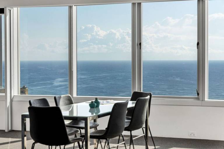 Apartment  Surfers Paradise