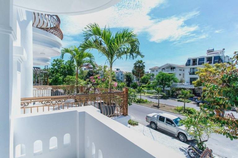 La Sera Suites Nha Trang — photo 4