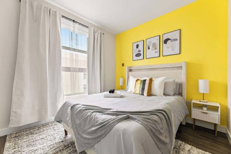 Bed & Breakfast Central LA