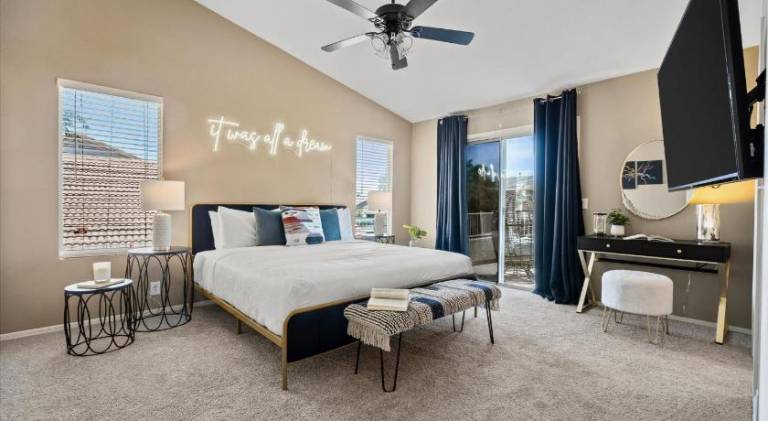 Fully equipped vacation home with grill, private pool & jacuzzi | Perfect for remote work | Pet-friendly — photo 2