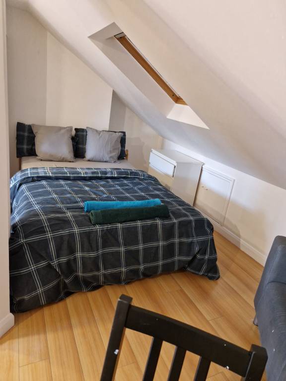 Apartment  Willesden