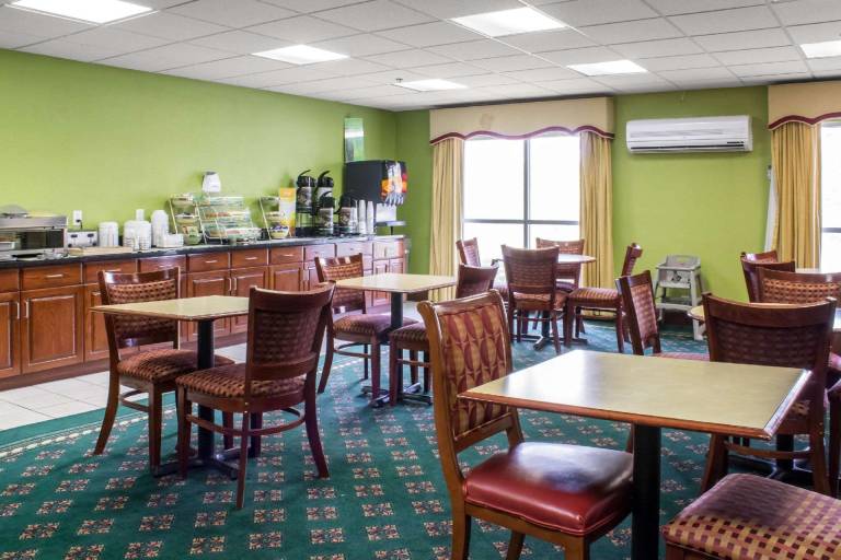 Quality Inn & Suites Sioux City Southeast — photo 3