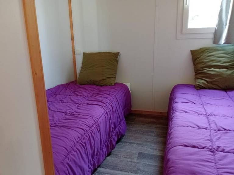 Chalet with patio & pool | Pet-friendly — photo 5