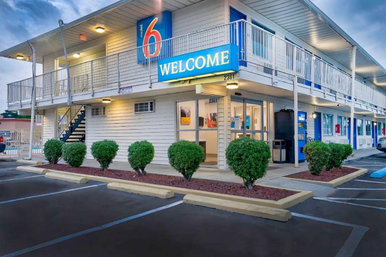 Motel 6 Lumberton, NC in Lumberton, NC