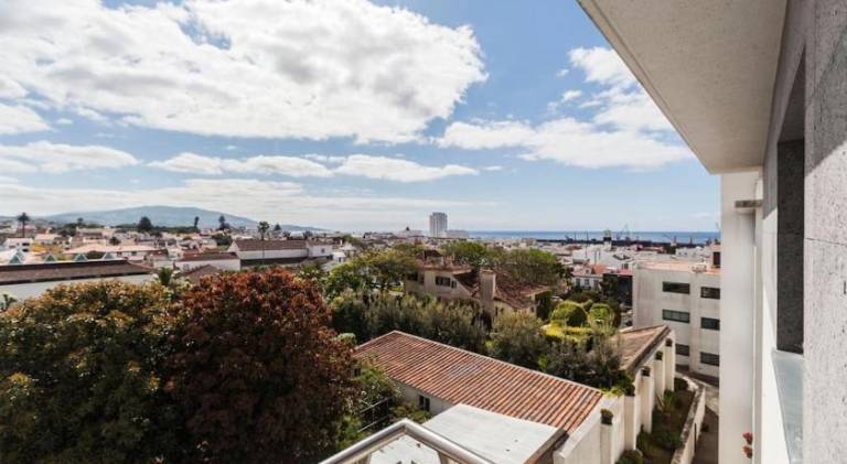 Holiday apartment | Close to Portas da Cidade de Ponta Delgada — photo 3