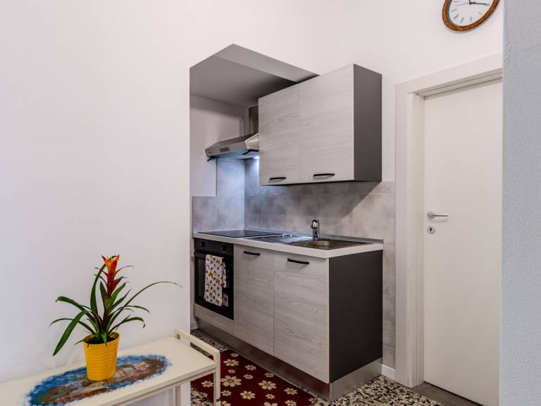 Rental apartment with barbecue & terrace — photo 4