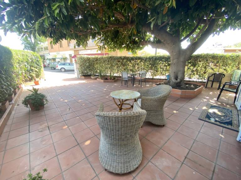 Child-friendly holiday apartment with garden | Pet-friendly in San Teodoro