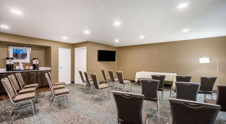 Hampton Inn Dover — photo 5