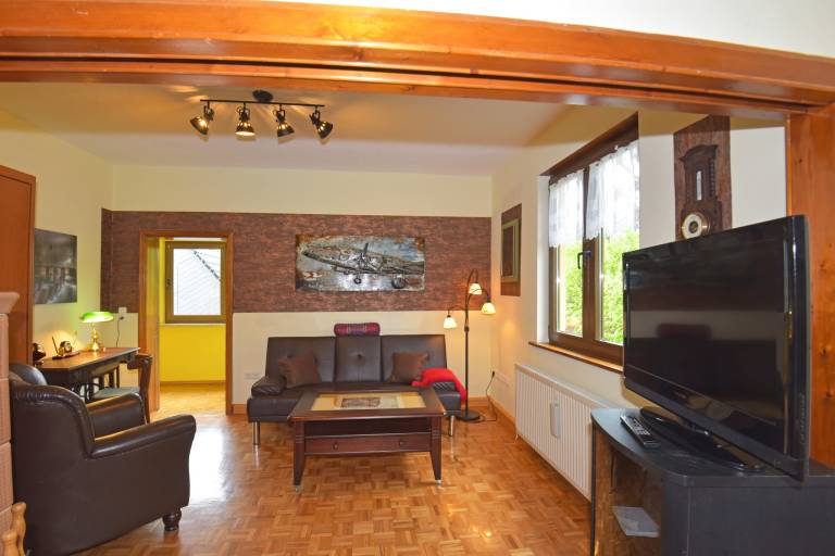 Apartment with BBQ, yard & patio | Nature view — photo 4