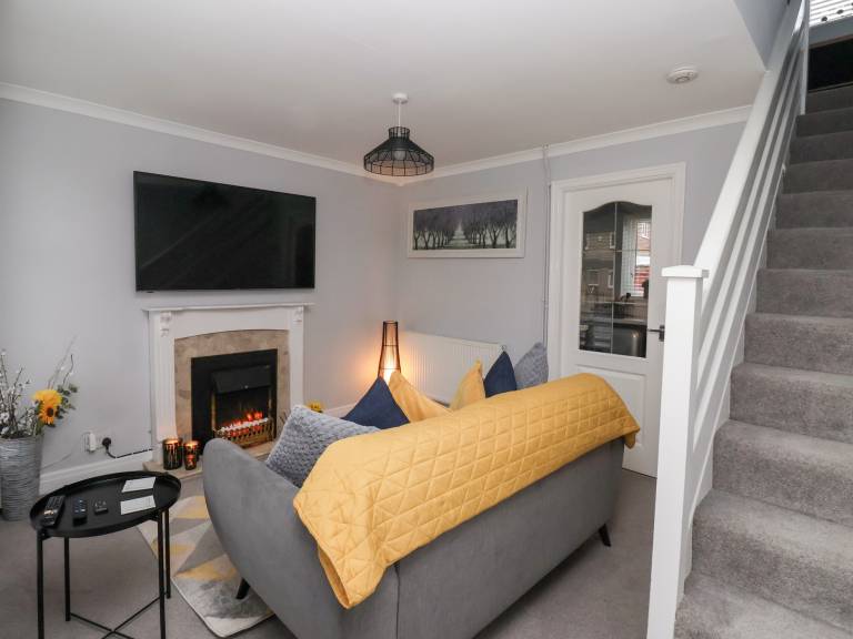 Child-friendly beautiful cottage with yard | Pets allowed — photo 2
