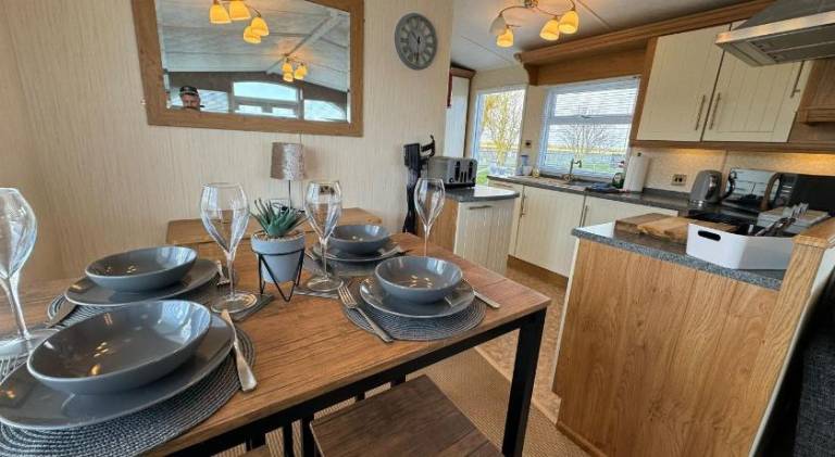 Millfields Holiday Park - The Balmoral - Coastal Caravan Breaks — photo 5